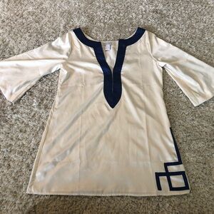 SOFT surroundings 100% polyester shirt sz small